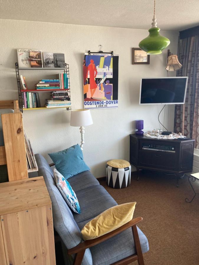 Tiny Apt W/ Balcony And Seaview, Even Out Of Your Bed ! Остенде Экстерьер фото